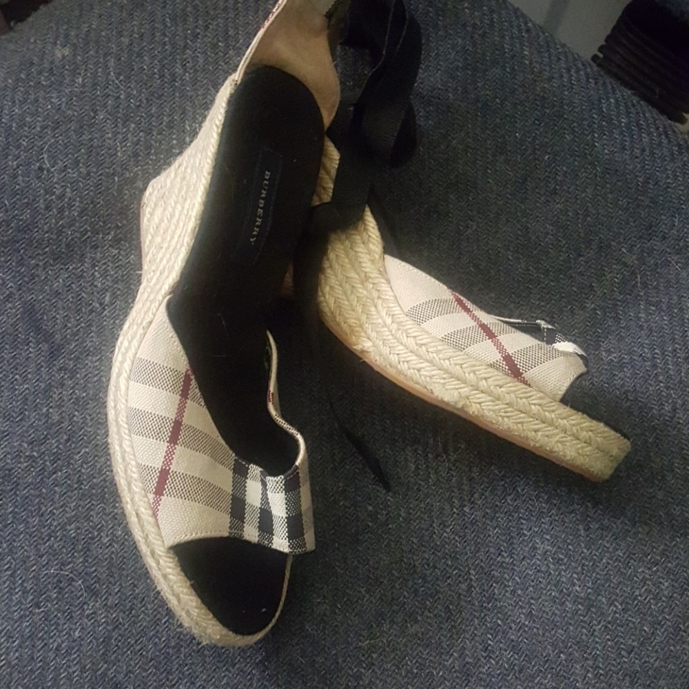 Burberry wedges